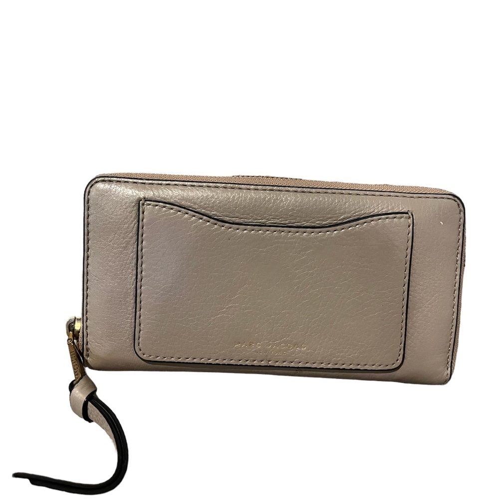 Marc Jacobs wallet.
